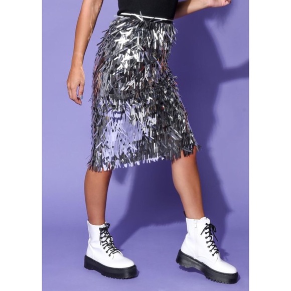 Silver Tassel Sequins Midi Skirt - Picture 2 of 4